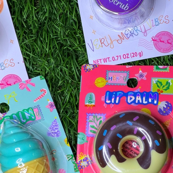 Líp Care Bundle 5 Piece Set | Lip Scrubs & Fun Lip Balms | Cute Asthetic - Picture 7 of 7